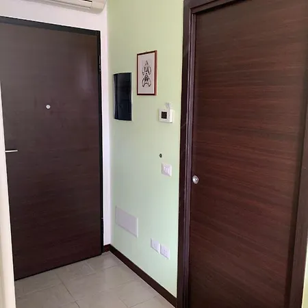 Apartment Moderno Bilocale Ospedale Maggiore Via Vighi